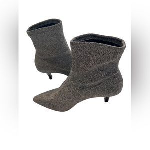 NEW Sommerkind Women Boots, Size 38, Color Shiny Silver.